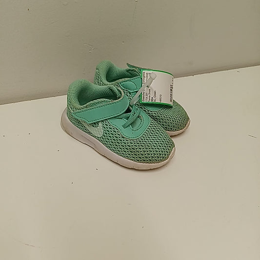 Nike 5C Tennis Shoes