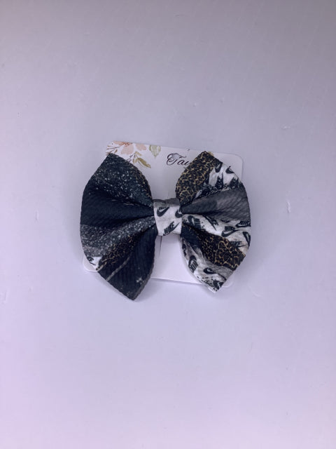 TayBerry Designs Hair Accessory